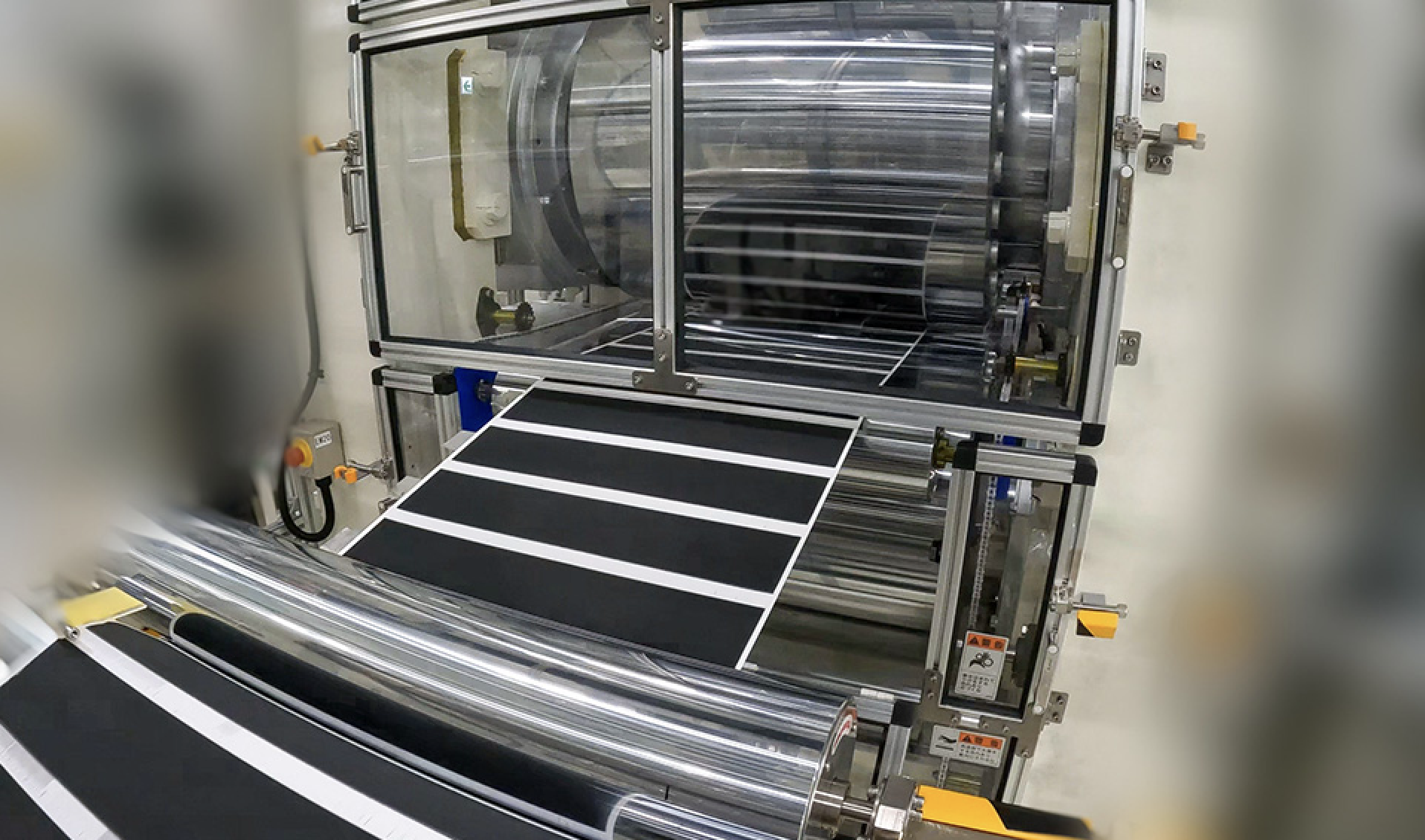 Roll-pressing process on Honda's pilot line